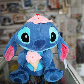 Stitch con su helado 