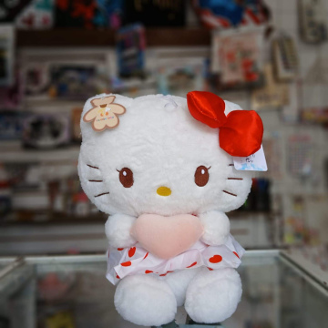 Hello Kitty vestido de corazón 