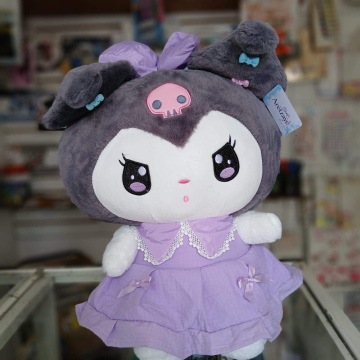 Kuromi con vestido morado 